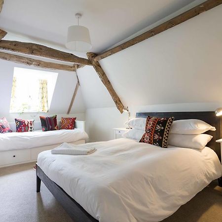 The Holford Arms Bed and Breakfast Tetbury Exterior foto